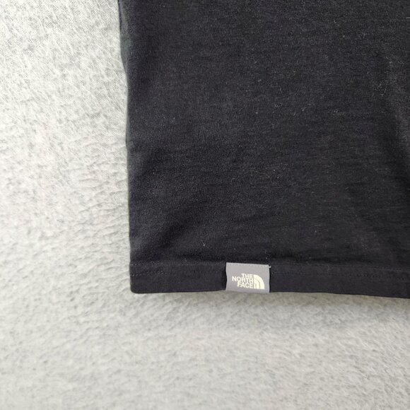 The North Face Shirt Mens L Dublin Ireland Store Irish Backpacking Overlanding - Picture 5 of 11